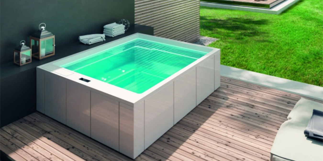 Outdoor Bathtubs